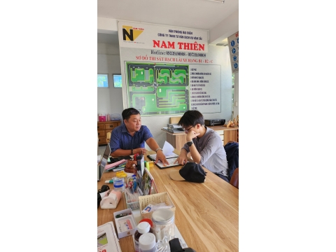 Học viên Đăng kí hoc tại văn phòng NAM THIÊN