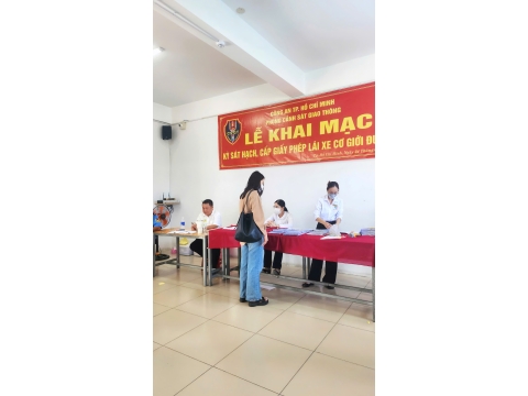 Trung tâm đào tạo lái xe Nam Thiên hổ trợ  các bạn học và thi nhanh gọn, chu đáo.