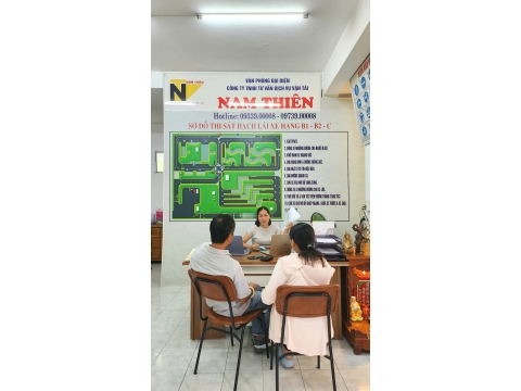 Học viên Đăng kí hoc tại văn phòng NAM THIÊN