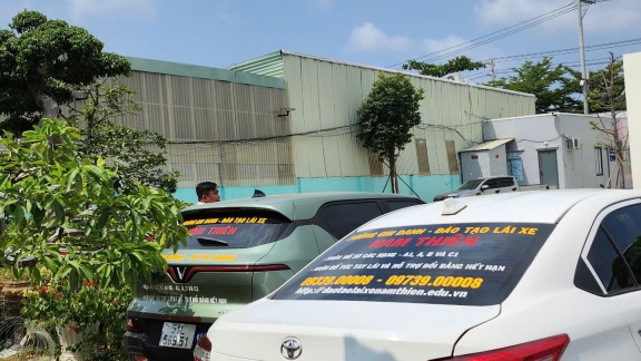 Học Lái Xe B2 Quận 10 - Giải Đáp Thắc Mắc Thời Hạn Bằng Lái