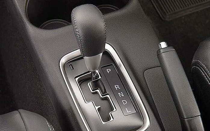 Các ký hiệu cơ bản trên cần số xe ô tô tự động