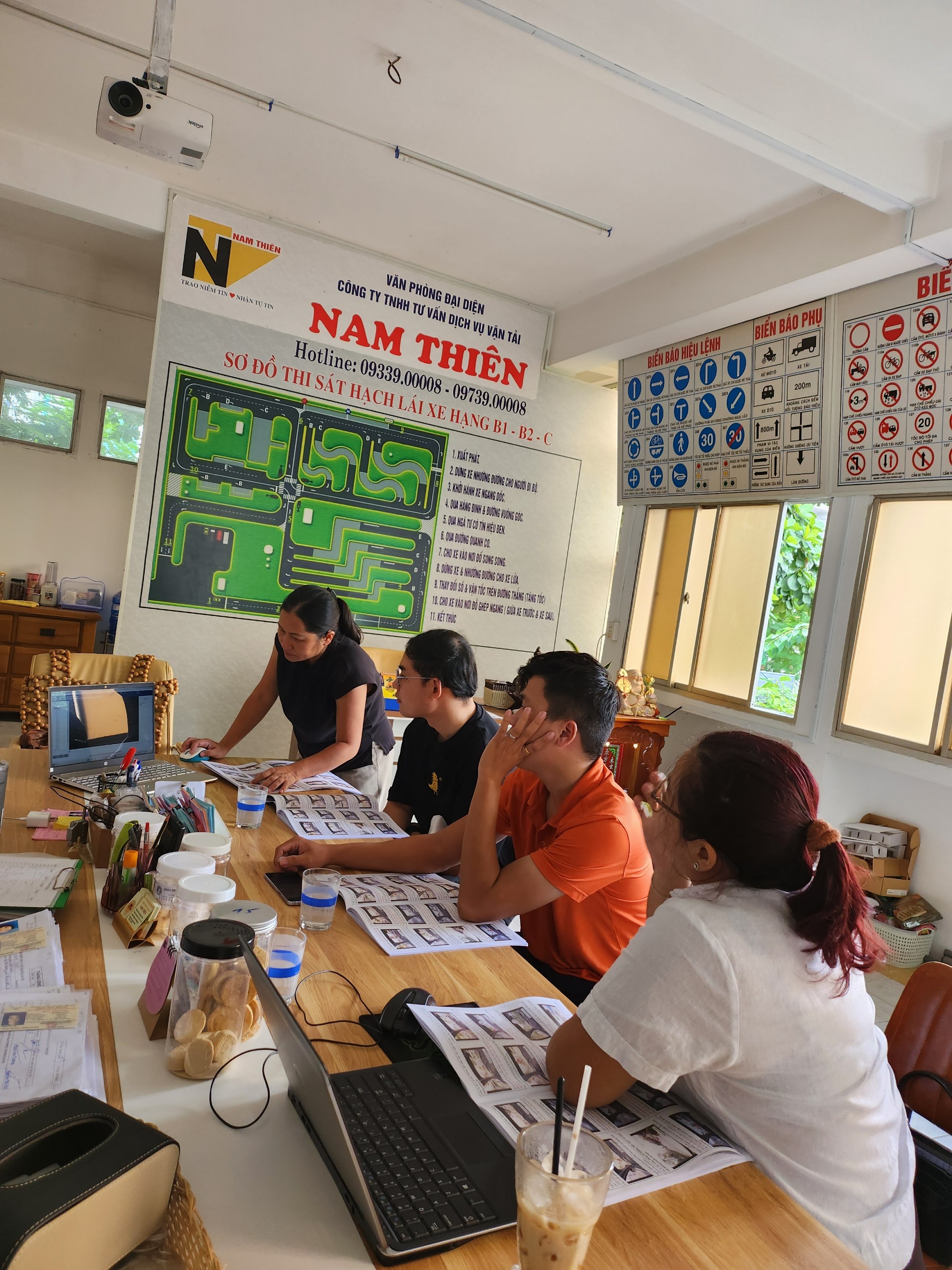 Dao tao lai xe Nam Thien